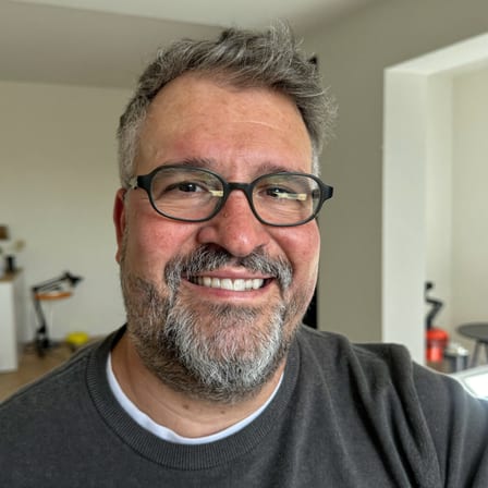 Portrait d'un habitant du quartier Saint-François ayant comparé ses devis de diagnostic au Havre